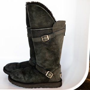 UGG TALL Black BOOTS